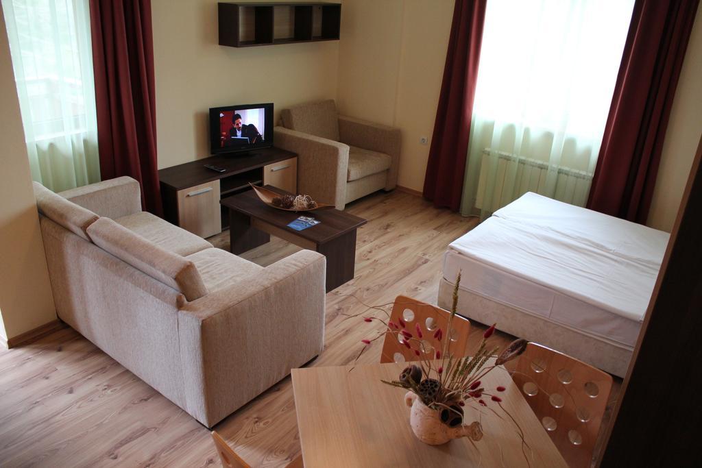 Nevada Aparthotel Pamporowo Exterior foto